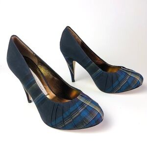 Cynthia Vincent Didi Plaid Pumps